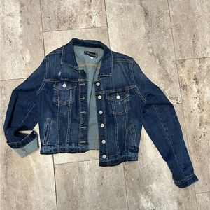 Maurice’s raw hem Jean jacket, size large